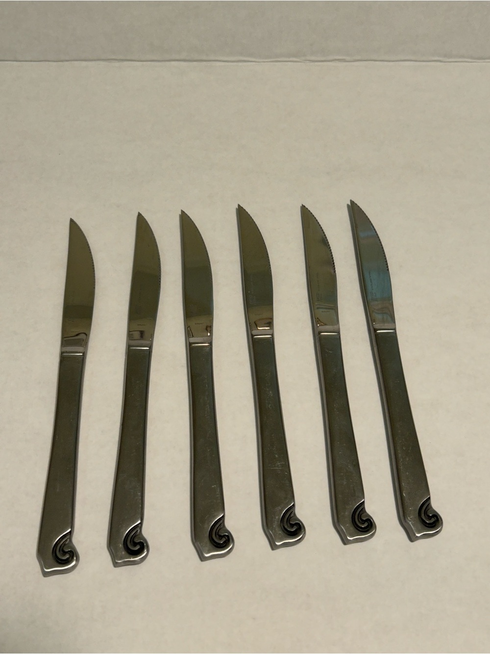 Stainless Steel Ecko Eterna Knife Set - Silver Butter/Steak Knives (6-Pack) - Picture 2 of 3